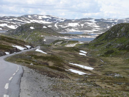 00440 SPECTACULAR VIEWS ON THE ROAD TO SIRDAL 01.07.05