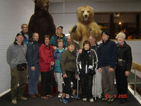 01540 PART OF THE GROUP WITH THE BEARS AT ELVERUM