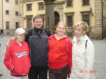 01622 TORD BERGMAN WITH HIS FAMILY IN STOCKHOLM