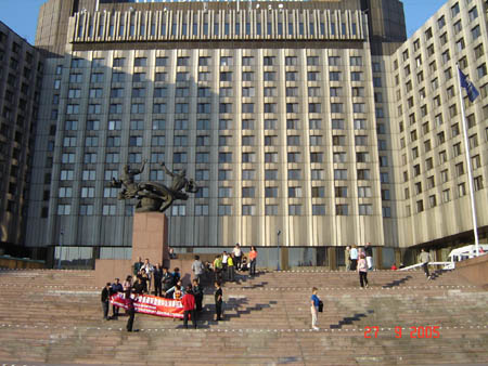 01723 OUR HOTEL IN ST. PETERSBURG- 2000 ROOMS